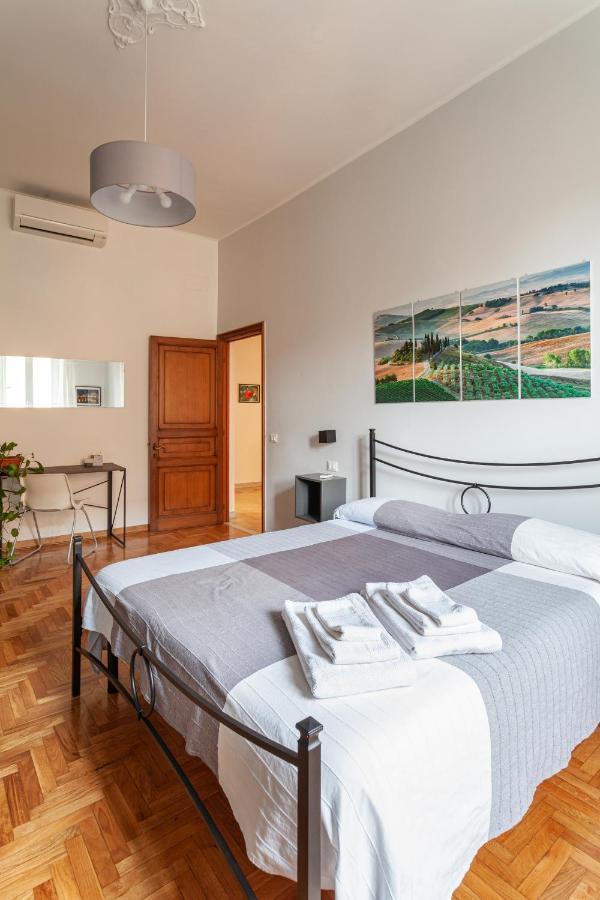 Il Melograno Holiday House โรม ภายนอก รูปภาพ