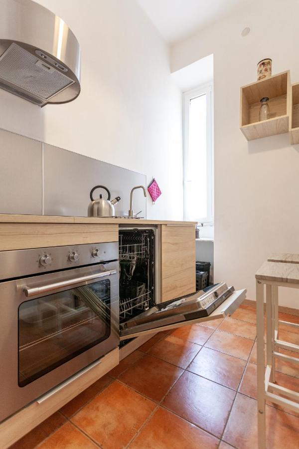Il Melograno Holiday House โรม ภายนอก รูปภาพ