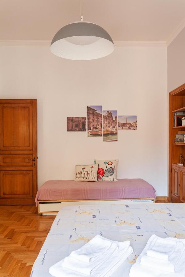 Il Melograno Holiday House โรม ภายนอก รูปภาพ